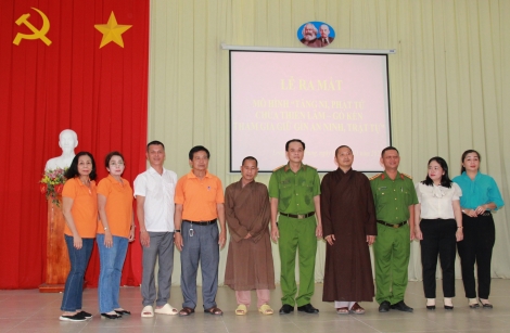 Ra mắt mô hình tăng ni, phật tử chùa Thiền Lâm - Gò Kén tham gia giữ gìn an ninh, trật tự