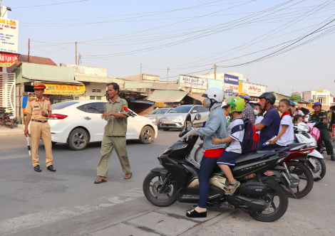 Bảo đảm trật tự an toàn giao thông, phục vụ nhu cầu đi lại của Nhân dân