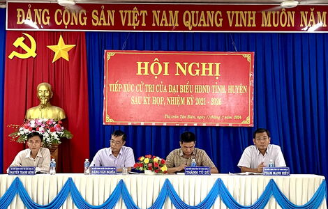 Đại biểu HĐND tỉnh, huyện tiếp xúc cử tri thị trấn Tân Biên