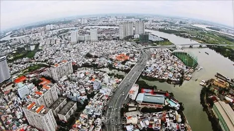 Để đứng vững trong một thế giới nhiều bất ổn