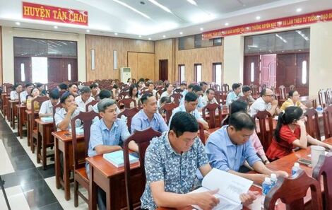 Tân Châu: Tập huấn đào tạo, bồi dưỡng nâng cao năng lực đội ngũ cán bộ làm công tác xây dựng nông thôn mới